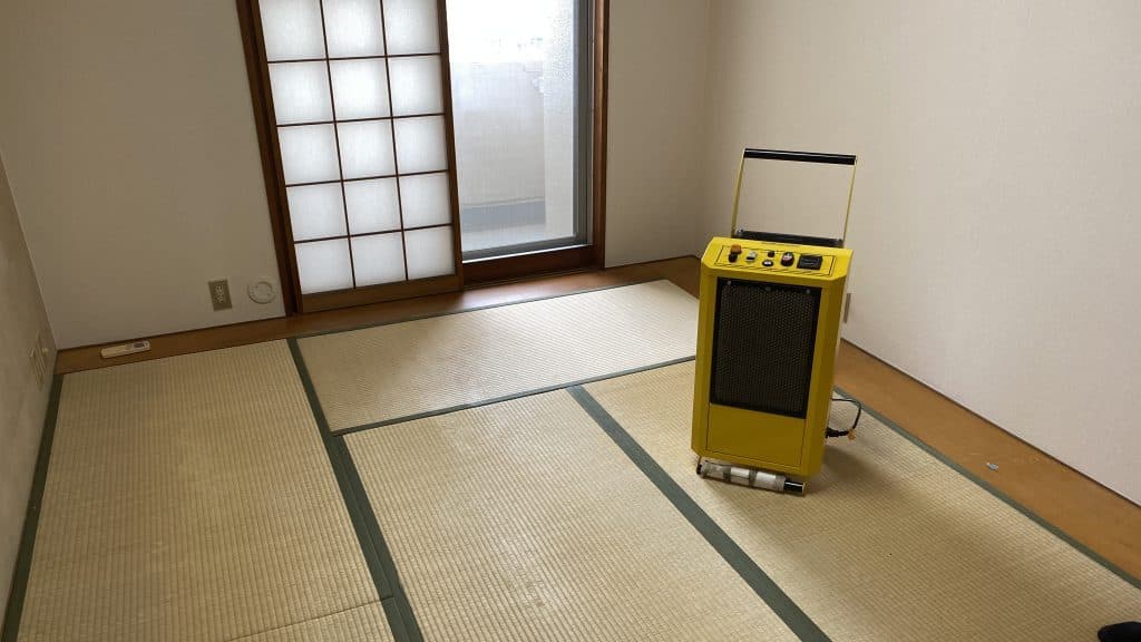 オゾン脱臭器使用